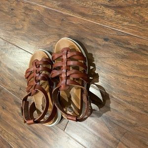 Wonder Nation sandals- size 10